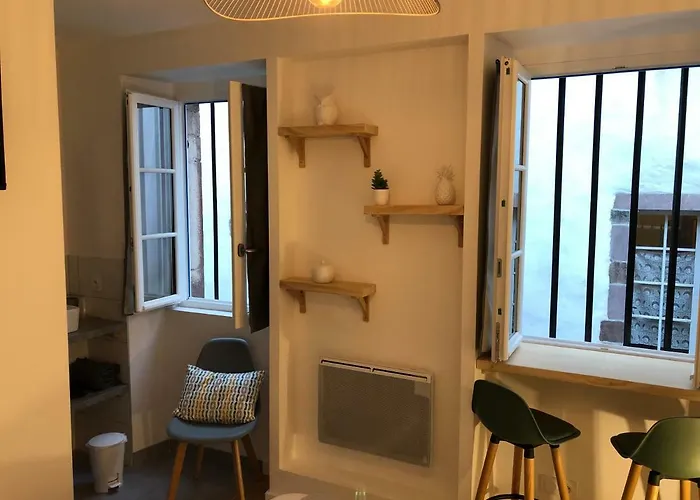 Maison Simonenia 住宿加早餐酒店