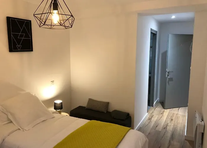 Maison Simonenia 圣让皮耶德波尔