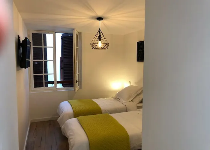 Maison Simonenia 住宿加早餐酒店